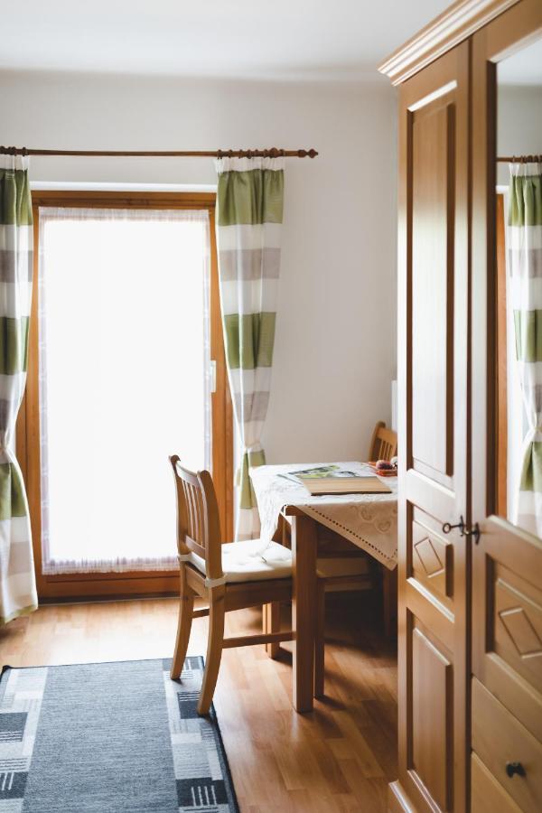 Weingut Peter Grill Bed & Breakfast Leutschach Exterior foto